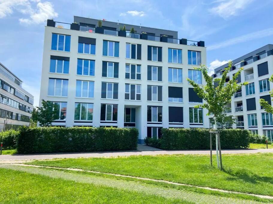 Stadt *
